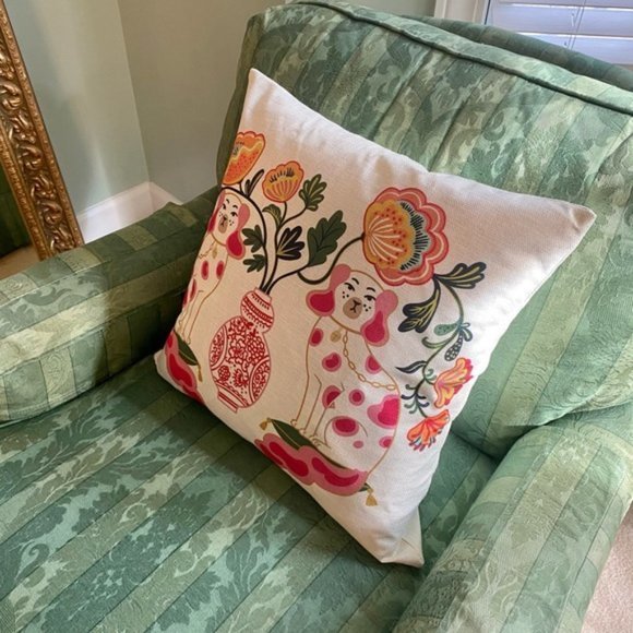 2 Staffordshire Dogs Pillow Covers in Pink or Blue Chinoiserie - Grandmillennial - Picture 8 of 16